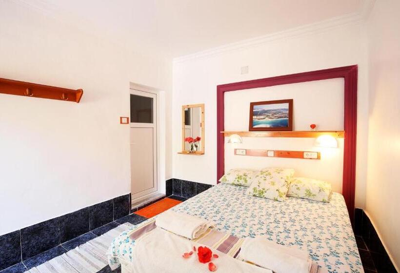 اتاق استاندارد, Rose Hotel B&b