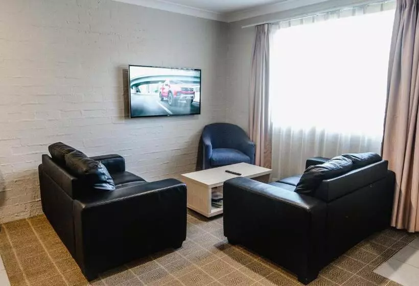 ３ベッドルームアパートメント, Balan Village Motel