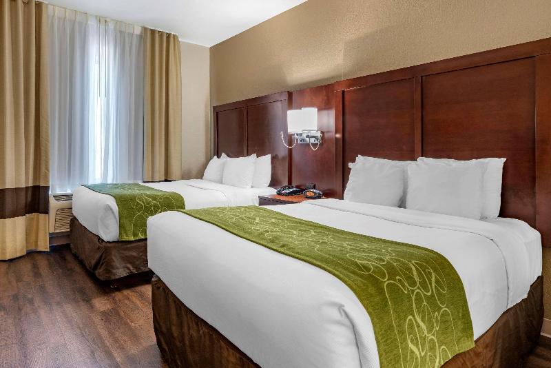 جناح, Comfort Suites Fernley