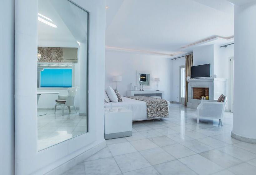 סוויטה עם ג'קוזי, נוף לים, Delight Boutique Hotel   Small Luxury Hotels Of The World