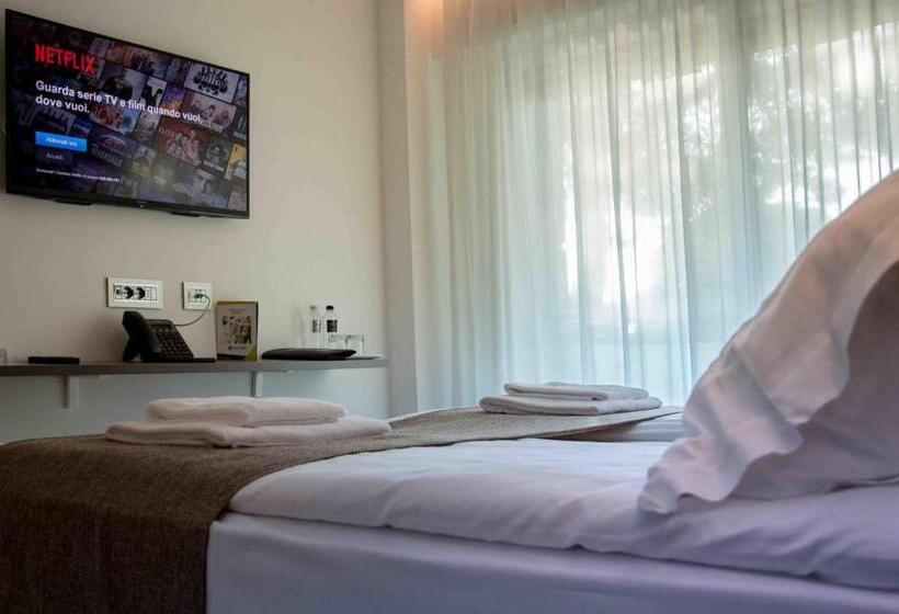 スーペリアールーム, International Beach