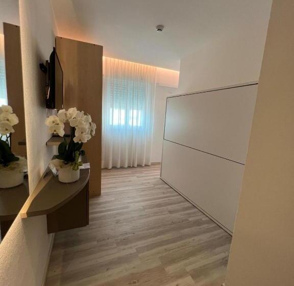 スーペリアファミリールーム, International Beach