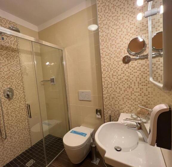 エコノミールーム, International Beach