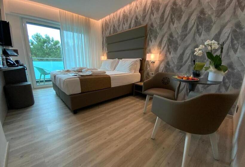 デラックスルーム, International Beach