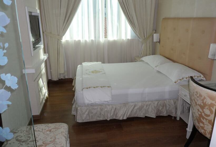 اتاق استاندارد, Jayleen 1918