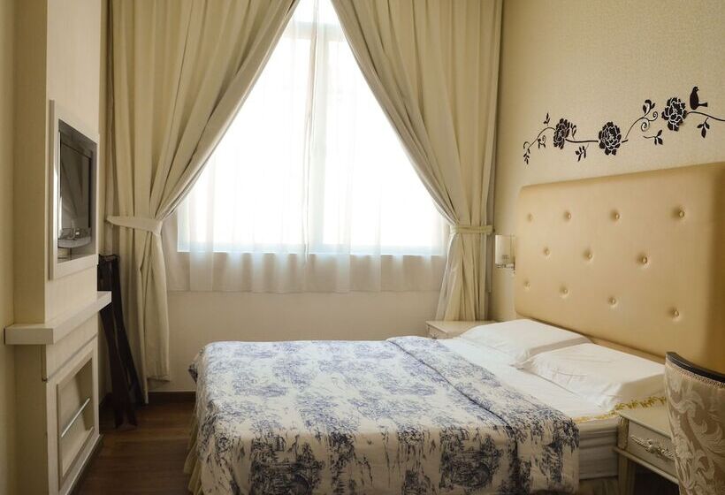 اتاق سوپریور, Jayleen 1918