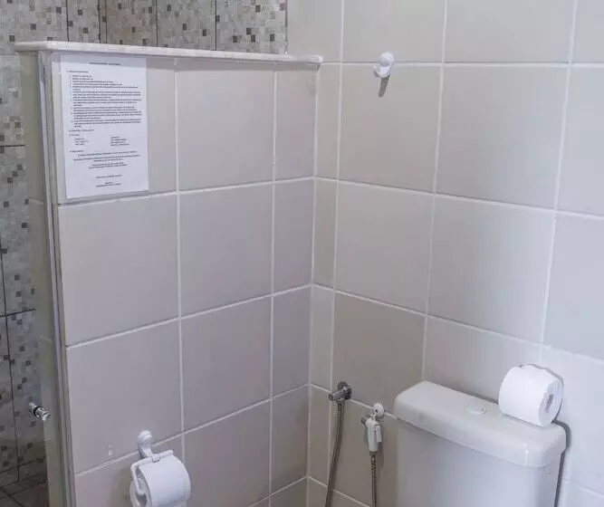 Deluxe Kolmen Hengen Huone, Pousada Pe Na Estrada
