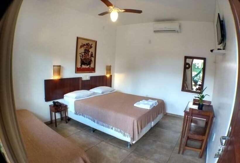 デラックストリプルルーム, Pousada Pe Na Estrada