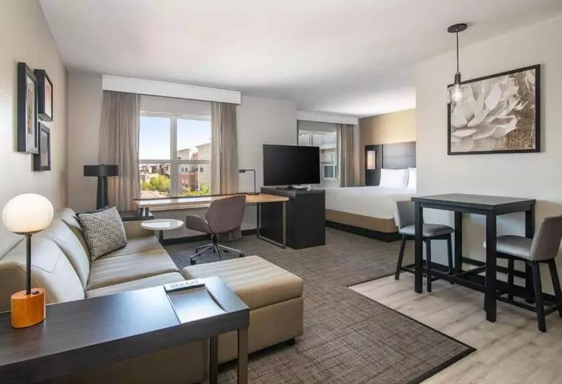 キングサイドベッドのスタンダードワンルーム, Residence Inn Phoenix Glendale Sports & Entertainment District