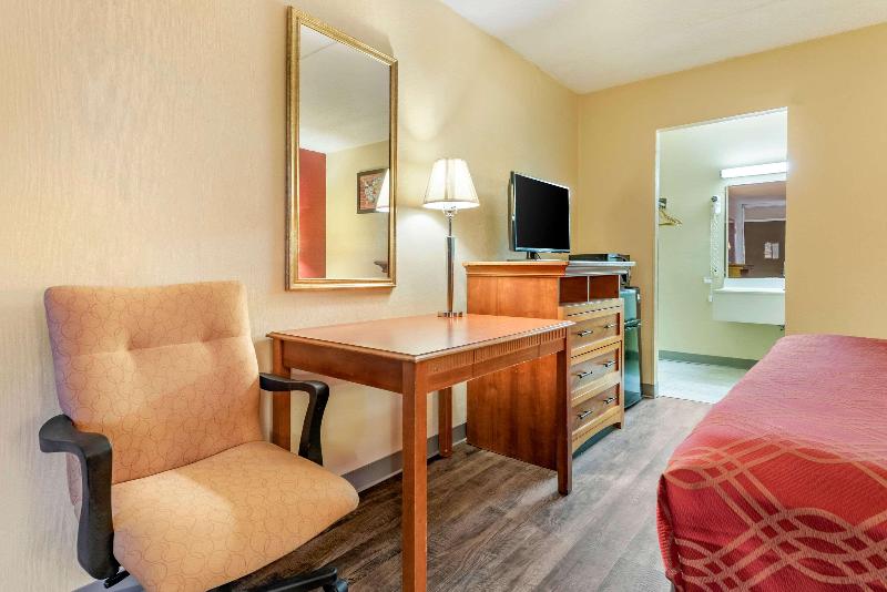 Стандартный Номер Кровать Кинг, Super 8 By Wyndham Perrysburg Toledo