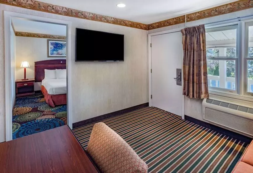 スイート, Travelodge By Wyndham Great Barrington Berkshires