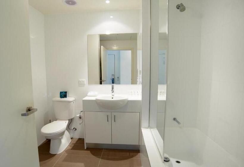 آپارتمان 2 خوابه, Quest Cheltenham