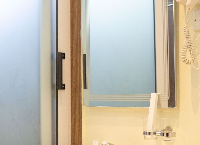 스탠다드 룸, Airport West