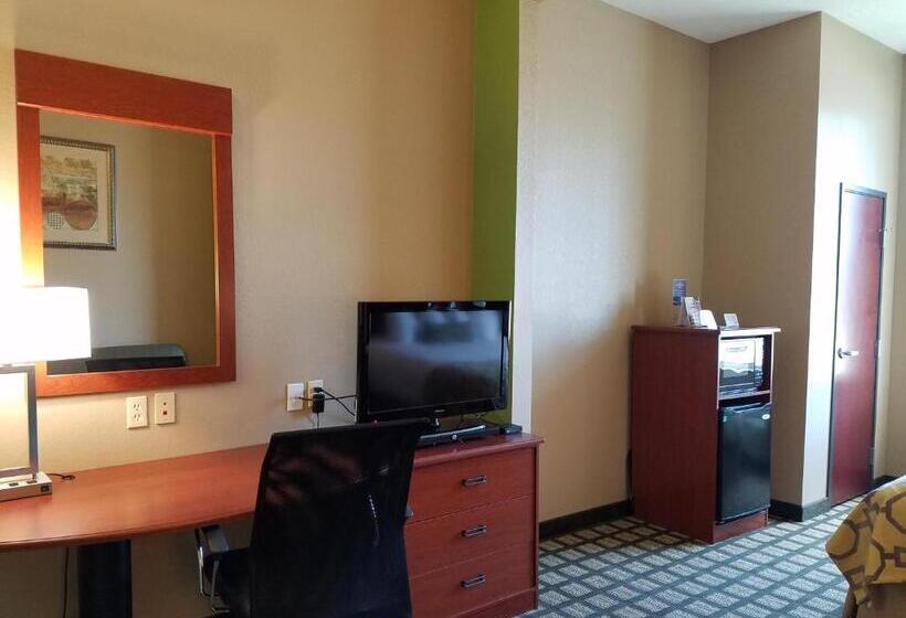 带大床的标准间, Baymont By Wyndham Marrero