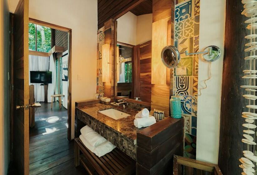 سوییت, Casa Bonita Tropical Lodge