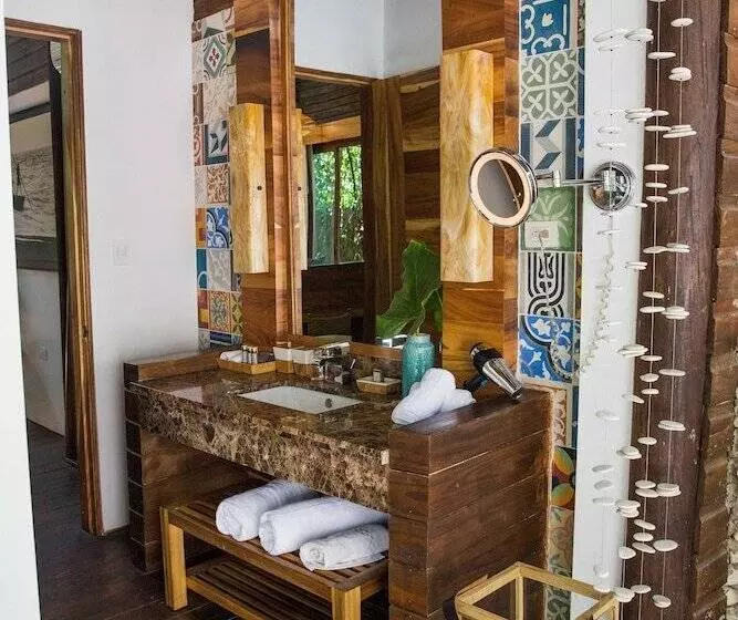 سوییت, Casa Bonita Tropical Lodge