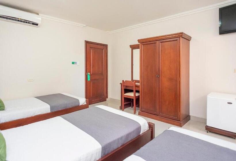 חדר סטנדרט לארבעה, Costa Linda