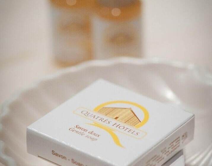 اتاق استاندارد یک نفره, Des 4 Soeurs