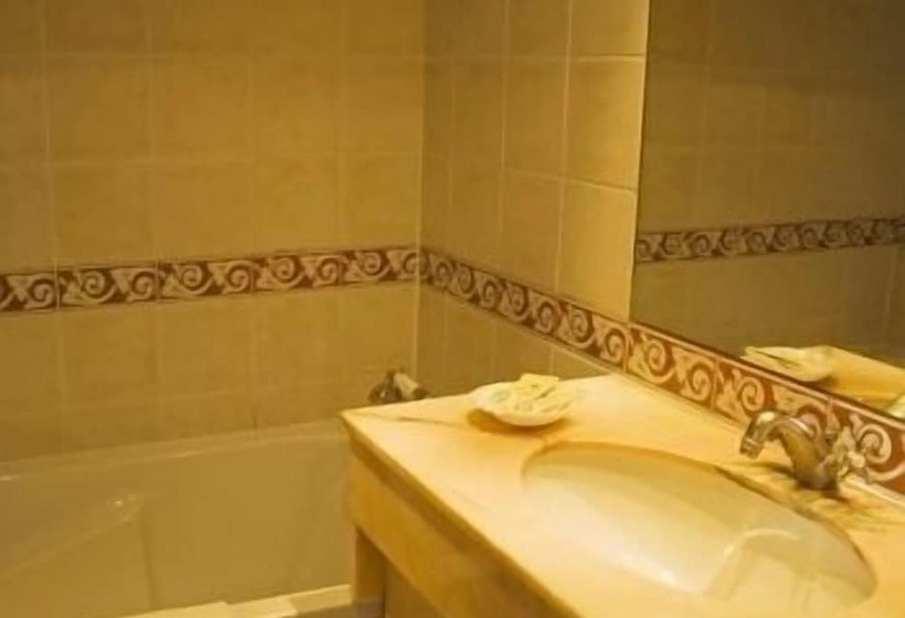 اتاق استاندارد, Des 4 Soeurs