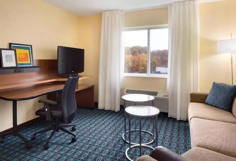 ダブルベッドのスタンダードスタジオ, Fairfield Inn & Suites Youngstown Boardman Poland
