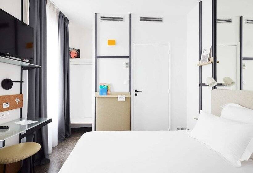 スタンダードシングルルーム, French Theory