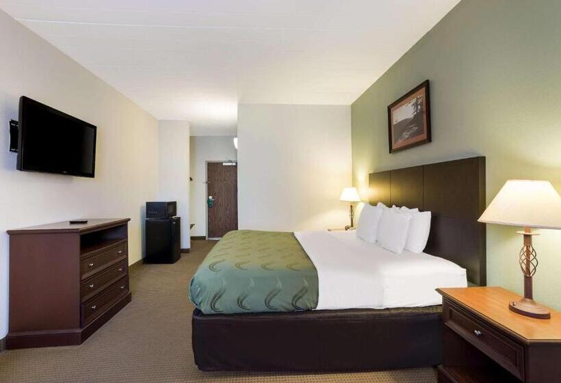 스위트 킹사이즈 침대, Quality Inn & Suites