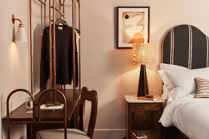 غرفة قياسية سرير كينج, Quality Inn & Suites