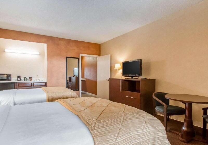 Номер Стандарт, Quality Inn & Suites Ridgeland
