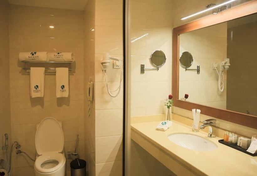 اتاق کلاس بیزنس, Swiss Inn Nexus