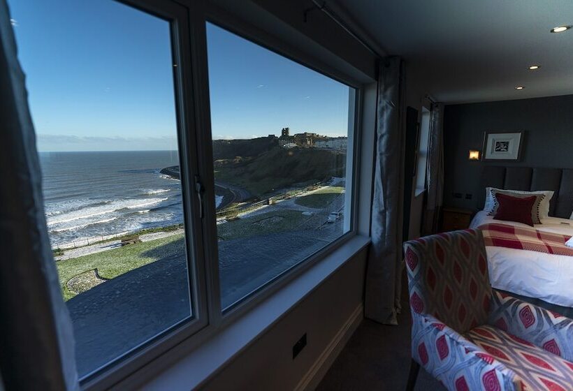 ペントハウスルーム, The Helaina