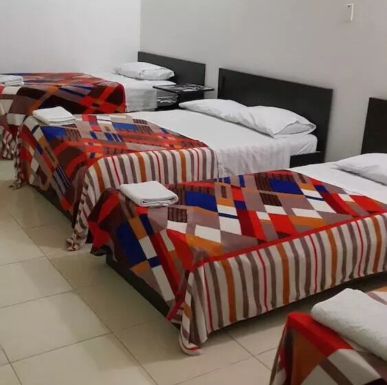 اتاق استاندارد چهار تخته, Vermon Armenia