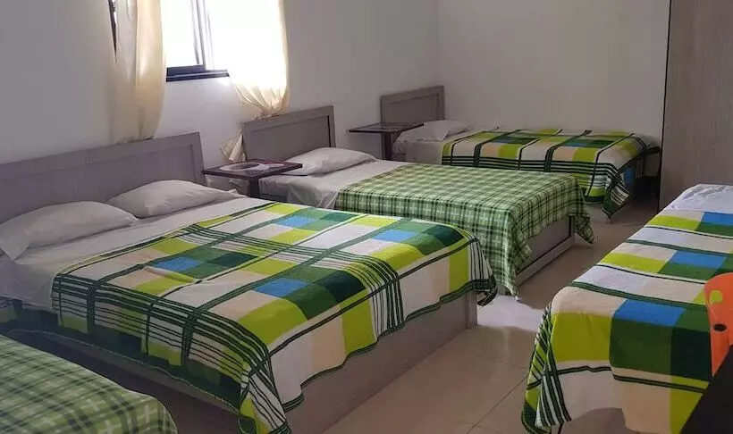 اتاق استاندارد چهار تخته, Vermon Armenia