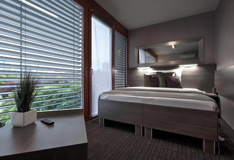 Junior Suite Familiar, Volcano Spa