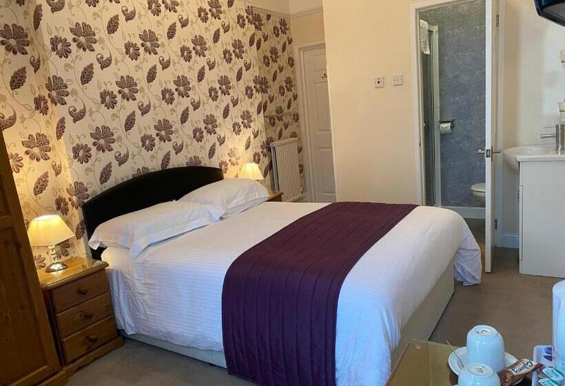 기본룸, Paignton Court