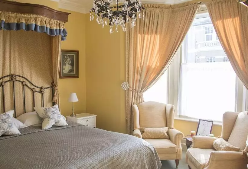 اتاق استاندارد, Albert & Victoria Guest House