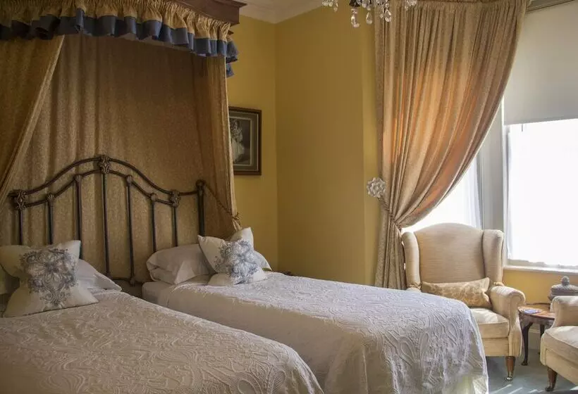اتاق استاندارد, Albert & Victoria Guest House