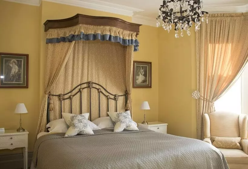 اتاق استاندارد, Albert & Victoria Guest House