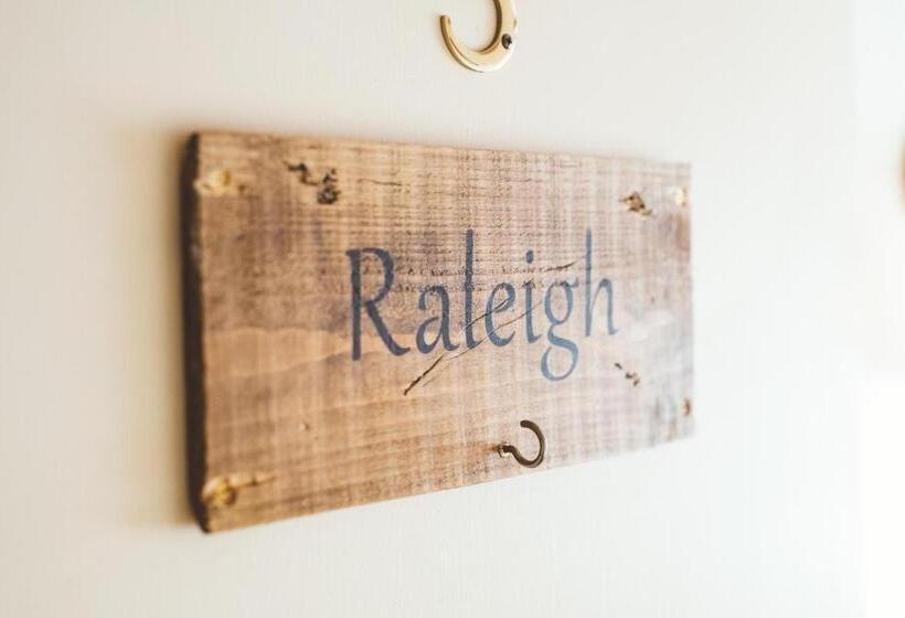 اتاق لوکس با چشمانداز, Bayards Cove Inn