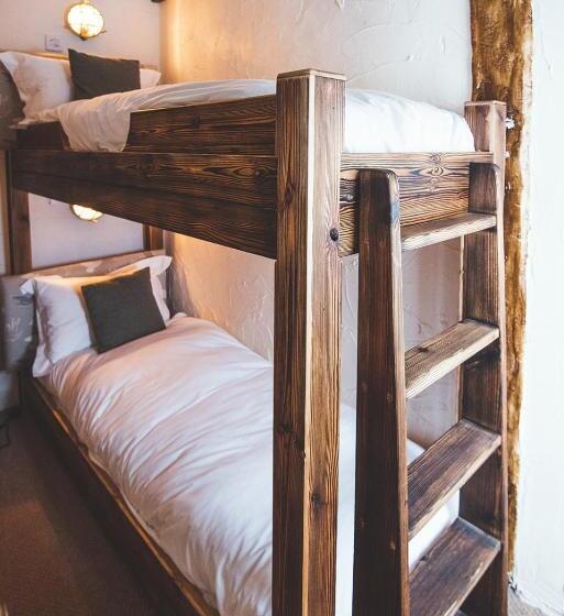 اتاق لوکس خانوادگی, Bayards Cove Inn