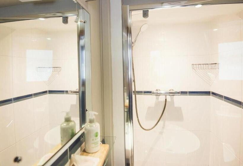 اتاق لوکس, Bayards Cove Inn