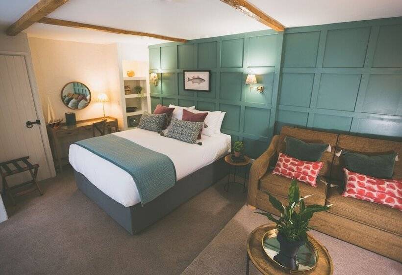 اتاق لوکس سه تخته, Bayards Cove Inn