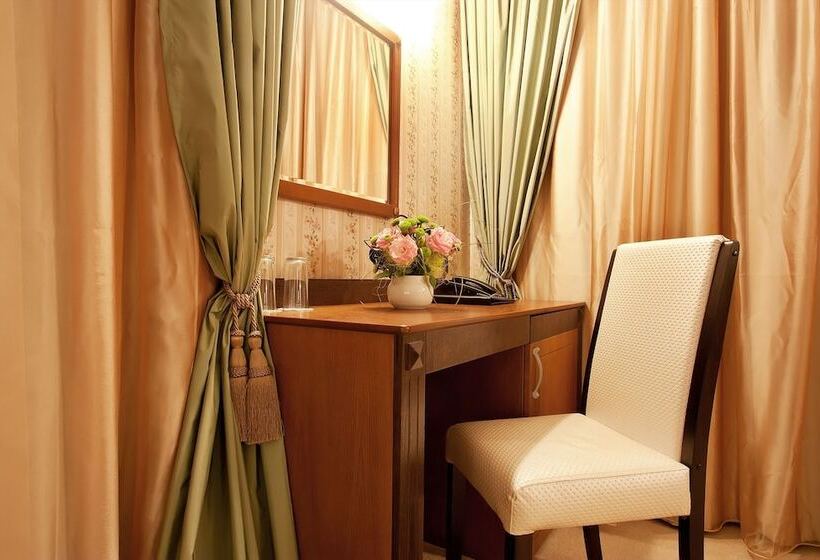 Полулюкс, Best Western Plus Bristol