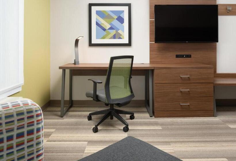 스탠다드 룸 킹사이즈 침대, Holiday Inn Express Tullahoma, An Ihg