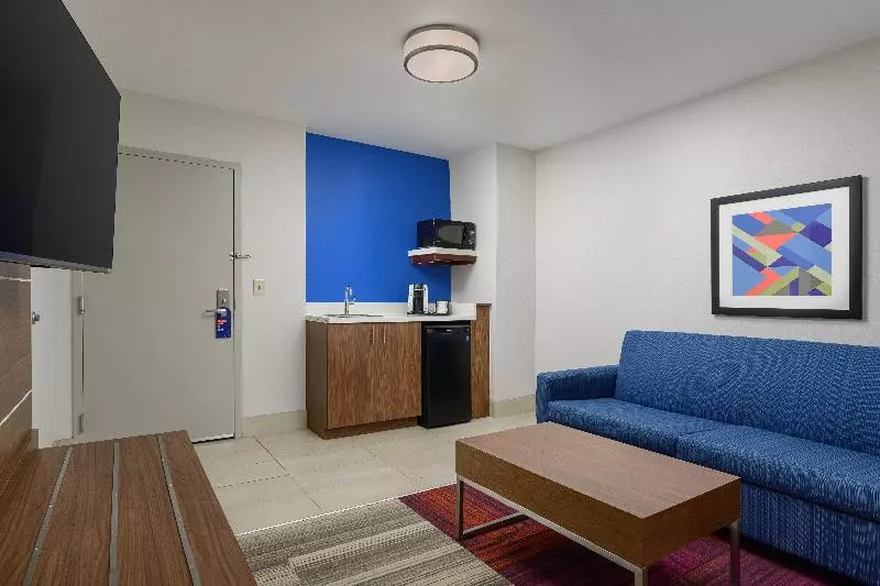 キングサイズベッドのエクゼクティブルーム, Holiday Inn Express   Tullahoma, An Ihg