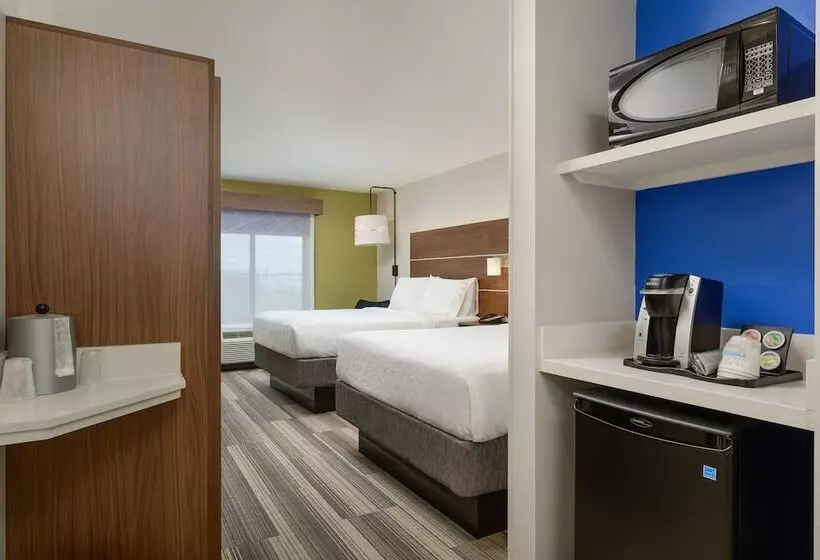 身障者適用スタンダードルーム, Holiday Inn Express   Tullahoma, An Ihg