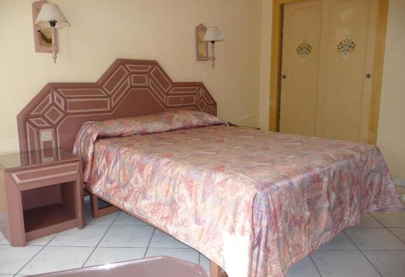 标准单人间, Kamal City Center