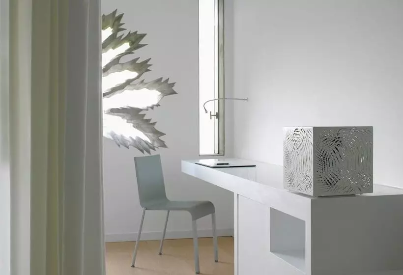 Premium Room City View, Renaissance Barcelona Fira