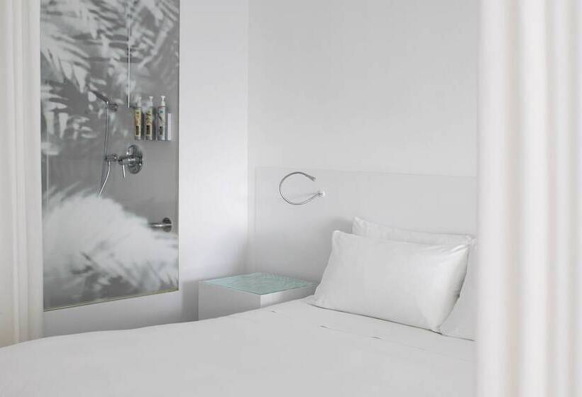 Premium Room City View, Renaissance Barcelona Fira