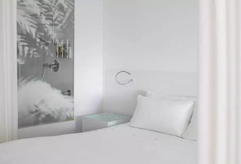 Premium Room City View, Renaissance Barcelona Fira