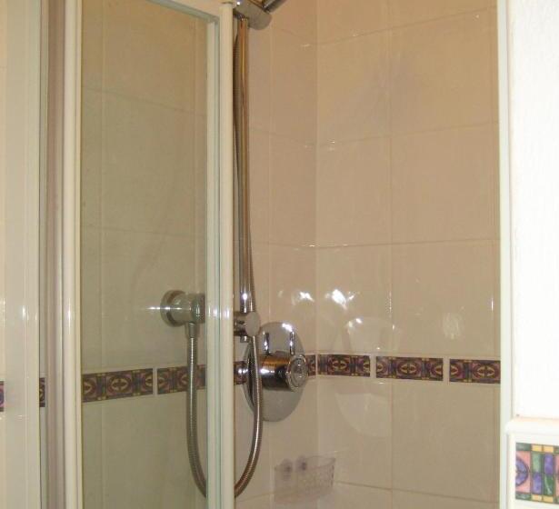 スタンダードルーム, Rockvale House